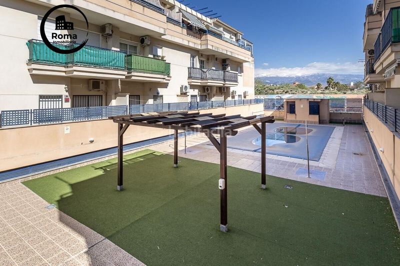 Foto a18a46e3-da7d-445c-b6db-1a5d72852824. Pis amb aparcament piscina a Residencial Triana - Barrio Alto Gabias (Las)