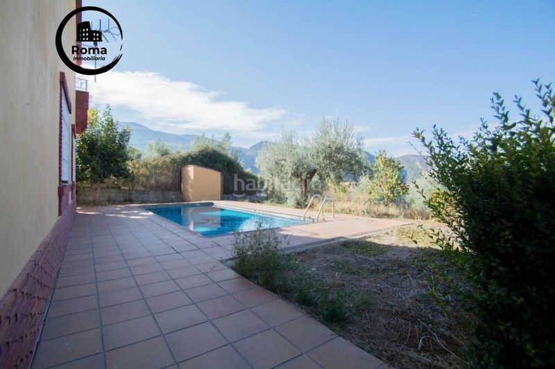 Foto 5b0619a4-c62b-4e81-876f-3fbadf3b07b4. Xalet amb aparcament piscina a Güéjar Sierra