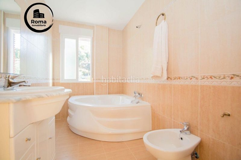 Foto d4ab43cb-9082-4108-88be-647d356602a7. Xalet amb aparcament piscina a Güéjar Sierra