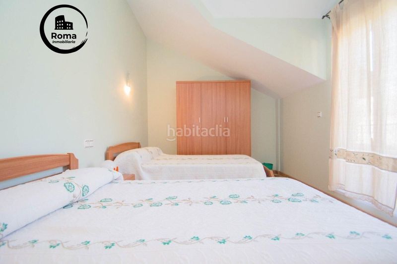 Foto f8f602ed-0326-42de-80e0-2c93ee1f37ac. Xalet amb aparcament piscina a Güéjar Sierra