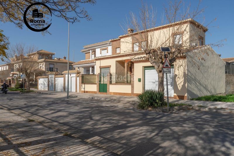 Foto def2c8d1-8cd7-4f35-b733-1b5e22843c5d. Xalet amb aparcament piscina a Santa Fe