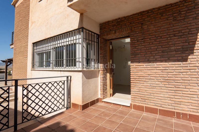 Foto ba32c21a-dbdf-4f6e-babf-394e2471f4a6. Xalet amb aparcament piscina a Dílar