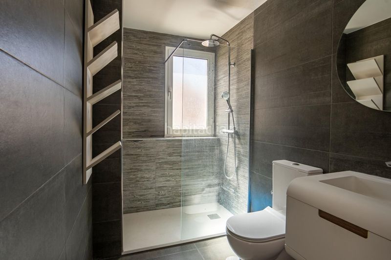 Foto dc9bd0d0-ebb2-469c-8d51-3298744f5309. Xalet amb aparcament piscina a Dílar