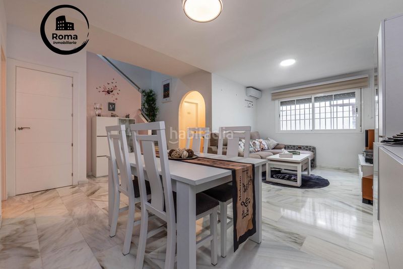 Foto 3a978d3c-7279-4cff-aa0a-320212f1dbca. Casa amb aparcament a Gójar