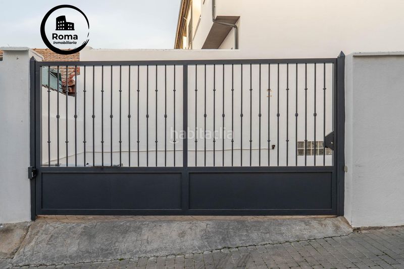 Foto 4a9f9d71-abb9-4347-a9a4-04c77efdd93a. Casa amb aparcament a Gójar