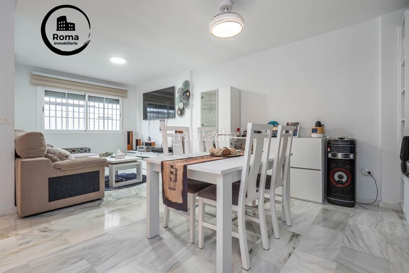 Foto 4c2fecda-4f38-4310-bdaf-1941c0779882. Casa amb aparcament a Gójar