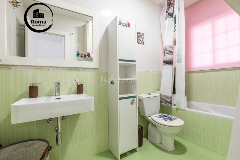 Foto 5c8ecbc7-1544-4334-a4b5-f6f4d8bf0dba. Casa amb aparcament a Gójar