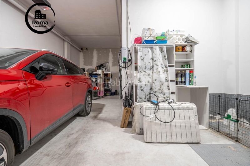 Foto ba03e3fa-9fb6-4340-a939-dec401efface. Casa amb aparcament a Gójar