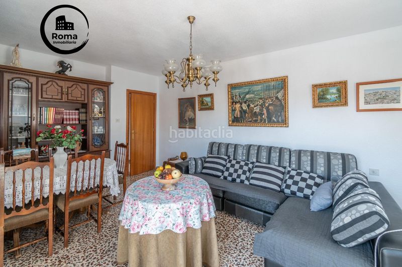 Foto 55c6652f-dc2e-4806-b37d-409a675771f5. Casa amb aparcament piscina a Atarfe