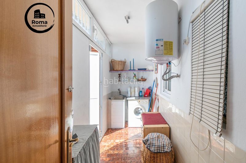 Foto 6edab9b3-1145-48b1-9195-f6f2b8d860bc. Casa amb aparcament piscina a Atarfe