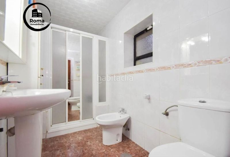 Foto 4da58343-96a6-46c6-bee3-9e6d785bedb7. Casa amb aparcament a Atarfe