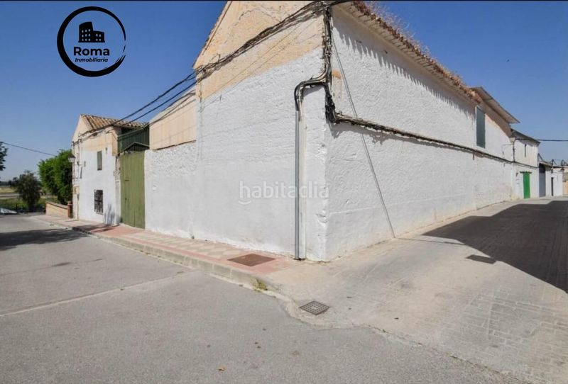 Foto b368edfd-4862-4c9c-a8b5-9a1816749357. Casa amb aparcament a Atarfe