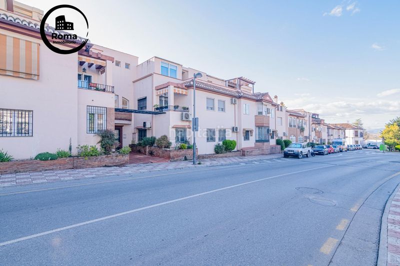 Foto 00c9d6d8-afd7-4709-876b-7fb87ccdbaf9. Àtic amb aparcament piscina a La Zubia Ciudad Zubia (La)