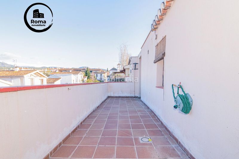 Foto 454eb0b8-2309-4fe2-ba23-d1fe16520b7b. Àtic amb aparcament piscina a La Zubia Ciudad Zubia (La)