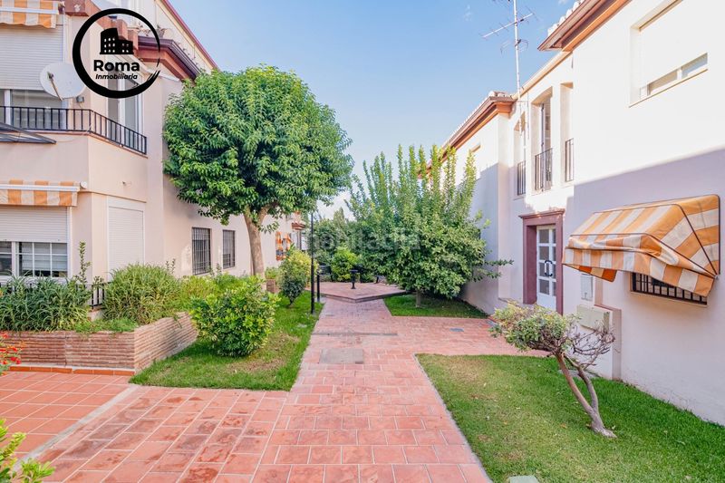 Foto 7e2f14f7-606c-4c4b-825b-b1c5cc0a7e85. Àtic amb aparcament piscina a La Zubia Ciudad Zubia (La)