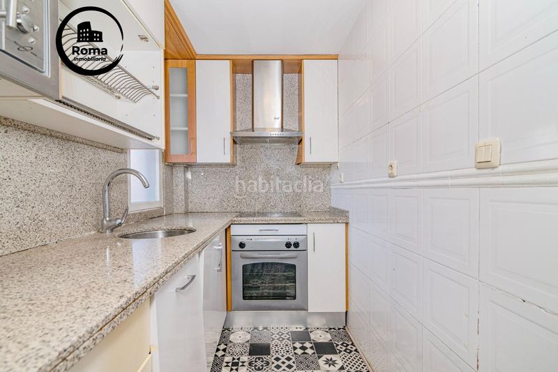 Foto b6cd84c0-7aea-4c6c-ba89-cc3f1648f04b. Àtic amb aparcament piscina a La Zubia Ciudad Zubia (La)