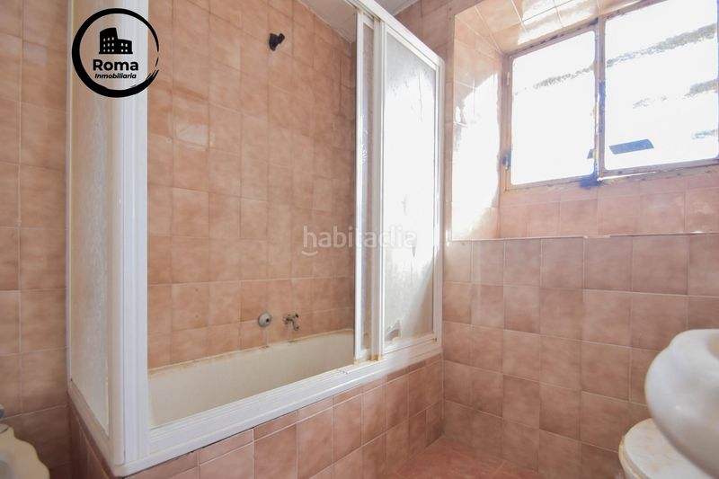 Foto c39e45b5-aac7-41e8-b240-f4522ab3736a. Casa in Atarfe