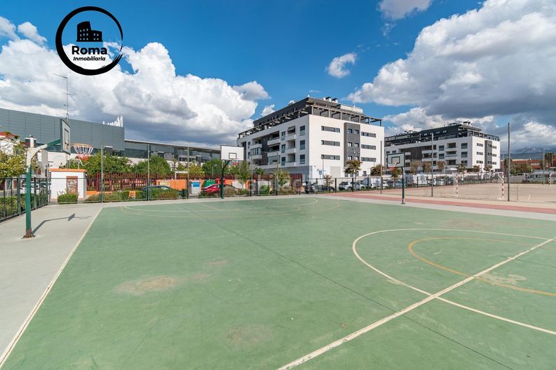 Foto f51aa925-f968-4fbf-8207-6f0e74bca266. Pis amb aparcament piscina a San Miguel Armilla