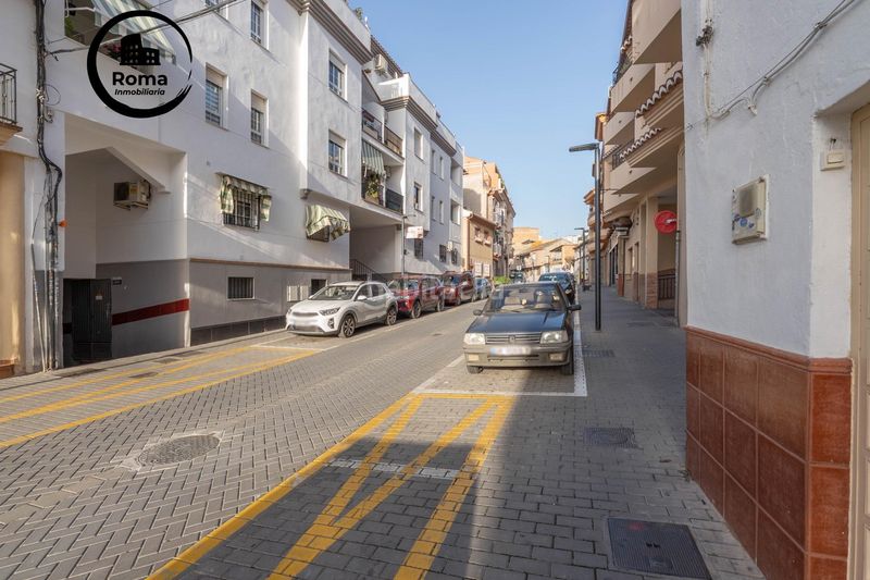Foto ee8bfc87-2774-4ee2-9c8c-ed799ce37569. Àtic amb aparcament a Maracena