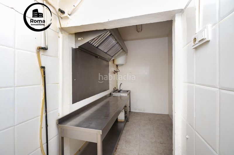 Foto b100fe84-a42a-41e9-859e-2d727ef62926. Local comercial a Maracena