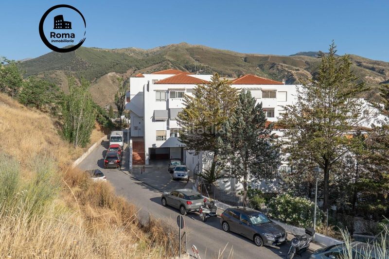 Foto f968f6d9-579d-40bc-a247-5ed79ea05fff. Aparcament cotxe a Cenes de la Vega