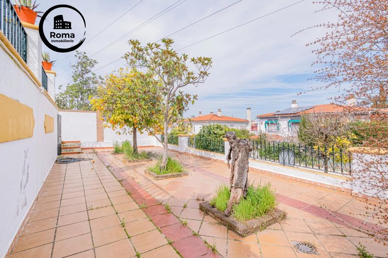 Foto 6ce09834-7ea8-4894-a02f-bbece78d5cca. Xalet amb aparcament piscina a Peligros