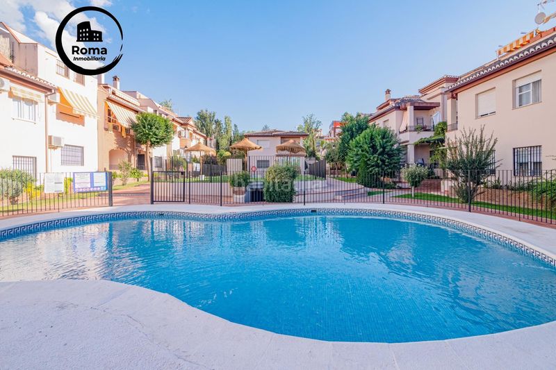 Foto ba9a7d1d-4058-47d7-b813-a552e5403999. Àtic amb calefacció aparcament piscina a La Zubia Ciudad Zubia (La)