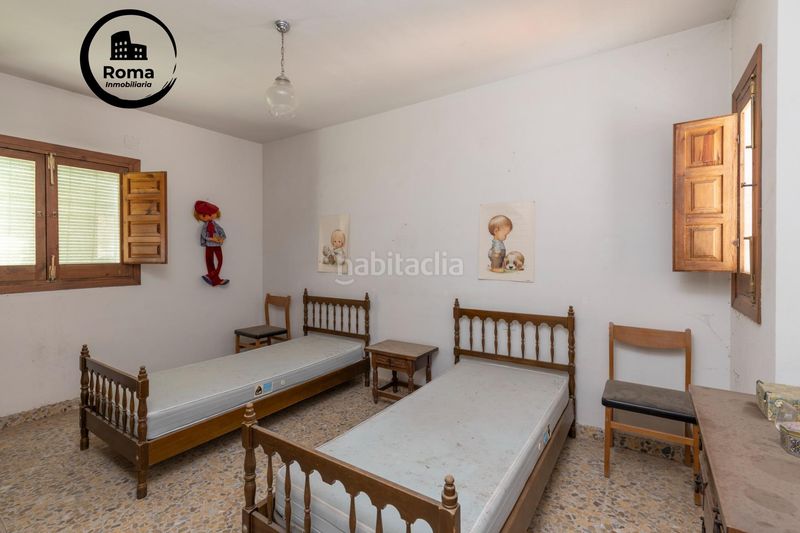 Foto b1ce8e65-4b8e-44da-bbfc-74b4f2bd3b59. Casa con parcheggio piscina in Cájar