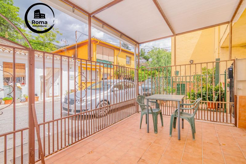 Foto 30ff4597-77c1-4bae-bb2e-6f1dce4e2cb3. Casa aparellada a Alfacar