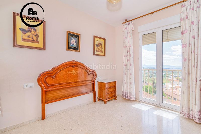 Foto 99b528e7-d057-48ed-9f79-521f7e658013. Casa aparellada a Alfacar