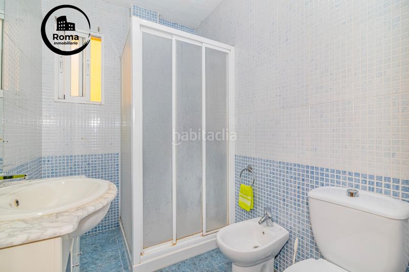 Foto c972707a-6972-46e8-bf75-d284cb8bb21a. Casa aparellada a Alfacar