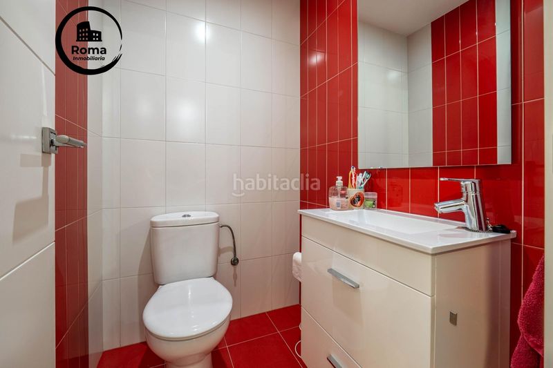 Foto fabfea6d-fe1f-404c-8c79-513ca53d7911. Casa aparellada amb calefacció aparcament piscina a Zubia (La)