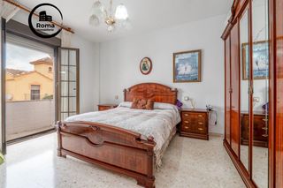 Semi detached house  Calle eladio la presa. Preciosa casa de 4 dormitorios en santa fe con patio y terraza e