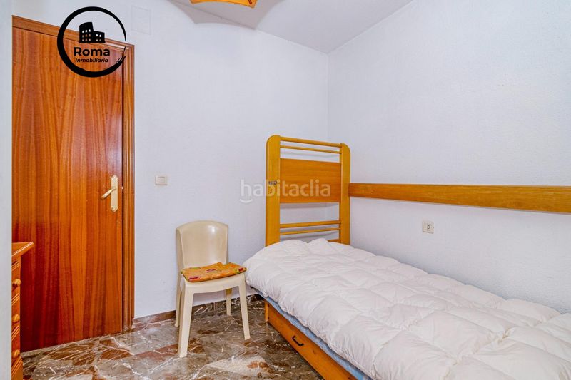 Foto f0f79bbc-582b-42e2-80d3-591fe27177db. Dúplex amb calefacció aparcament a Joaquina Eguaras Granada
