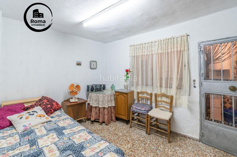 Foto 2b3bd98b-0b11-41a1-85b6-89e242284838. Casa adossada a Poniente Armilla