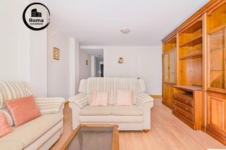 Flat  Calle cruz de mayo. Piso en venta en ogíjares  zona tranquila y excelente ubicación