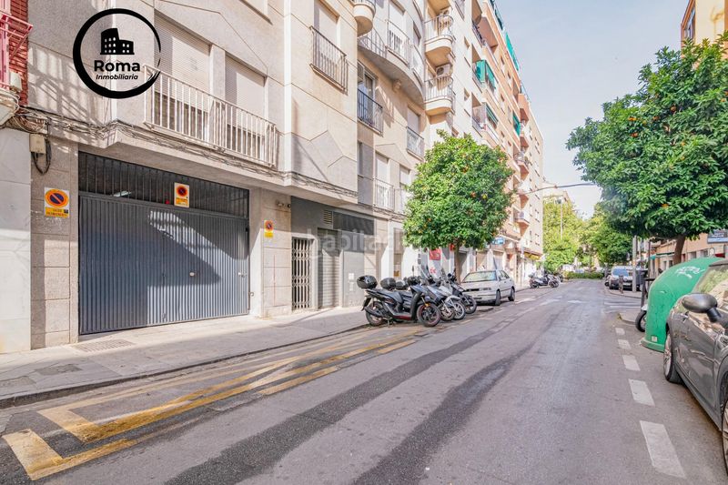 Foto 56a8fbca-7869-48cc-a333-af737dcb3fe2. Aparcament cotxe a Pajaritos Granada