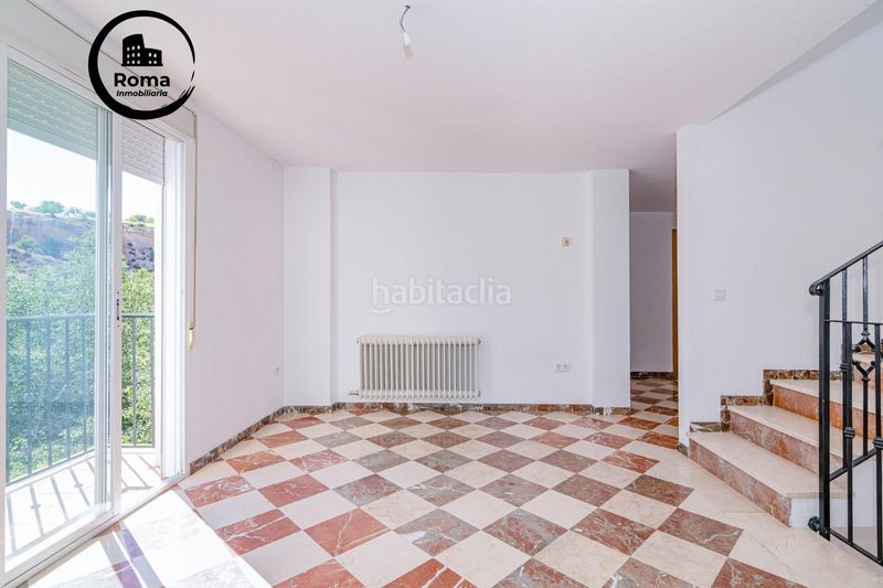 Foto c8b7a1fb-23f9-4a47-8f3f-218997f94ad5. Casa amb calefacció aparcament a Gójar