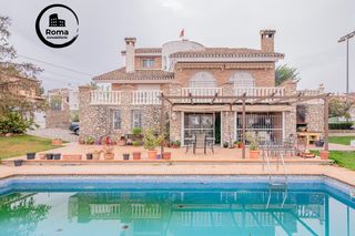 Xalet a Altos de la Zubia. Chalet de ensueño en la zubia