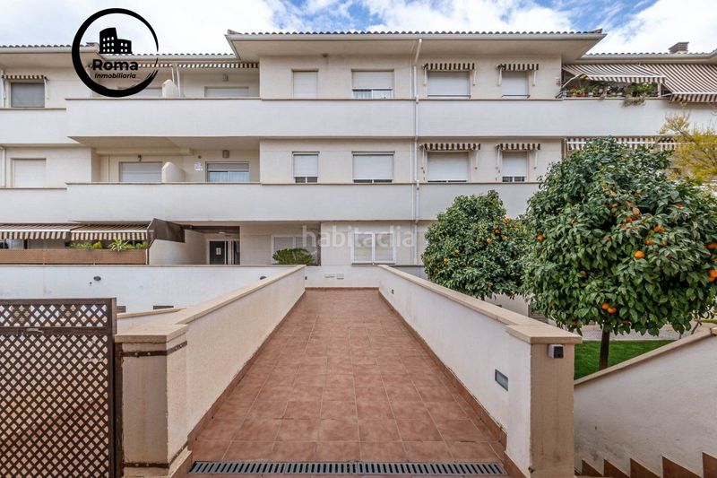 Foto 60509a98-890d-4a41-9fdc-940a5a6f3877. Pis amb calefacció aparcament piscina a Residencial Triana - Barrio Alto Gabias (Las)