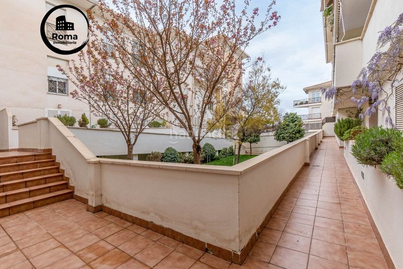 Foto b5fbe0cf-2307-463f-98ac-bfa972cc98a2. Pis amb calefacció aparcament piscina a Residencial Triana - Barrio Alto Gabias (Las)
