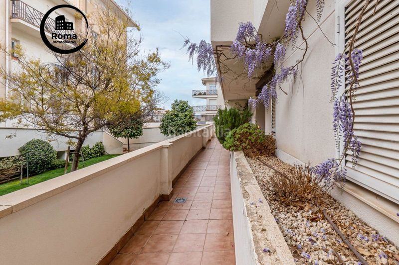 Foto e2ad4307-53a3-43f9-849f-160faebb7275. Pis amb calefacció aparcament piscina a Residencial Triana - Barrio Alto Gabias (Las)