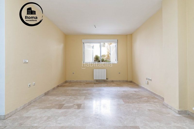 Foto ee82ca5b-dd84-4a2a-aac7-bd255689717e. Pis amb calefacció aparcament piscina a Residencial Triana - Barrio Alto Gabias (Las)