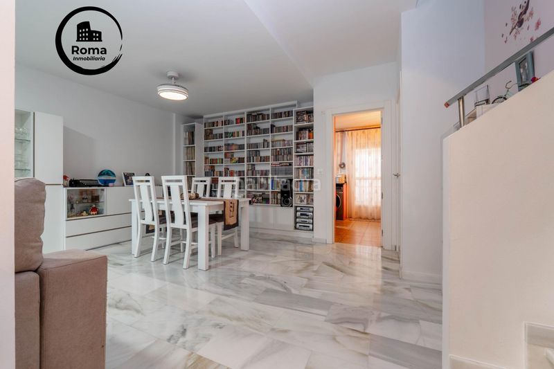 Foto c018d6ed-e023-4097-817e-4d9193657aee. Casa amb calefacció aparcament a Gójar