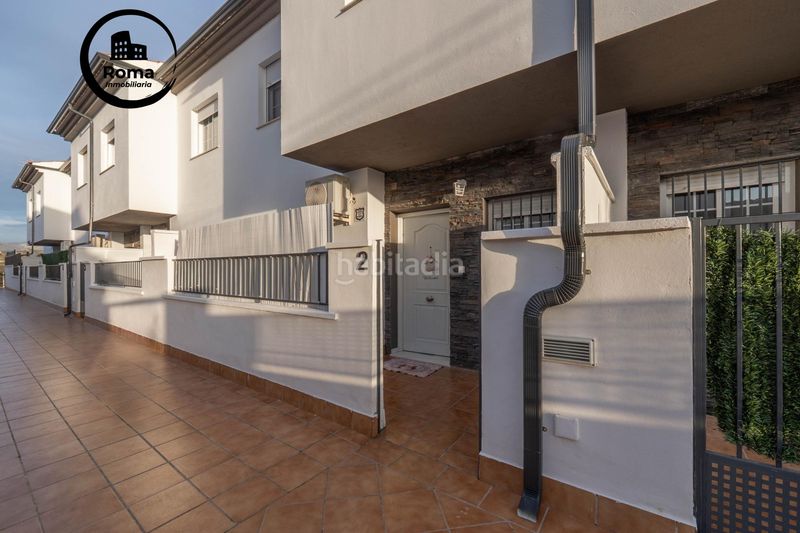 Foto e10719ca-31cf-4293-9625-1bc329194c2e. Casa amb calefacció aparcament a Gójar