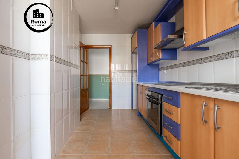 Foto b39e3a63-8312-4ef0-bc5e-3b2ae878613d. Àtic amb aparcament a Ogíjares