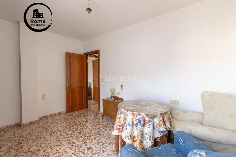 Foto 4b687bd6-b18c-45ff-8f00-5e08e8ef919a. Casa adossada amb calefacció aparcament a Maracena