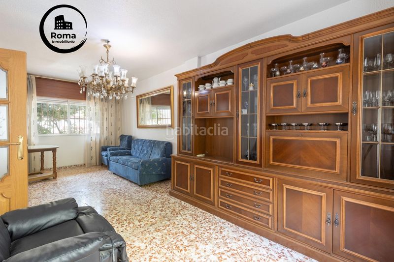 Foto 83d61a48-958f-471d-bb92-9ebd16c02175. Casa adossada amb calefacció aparcament a Maracena