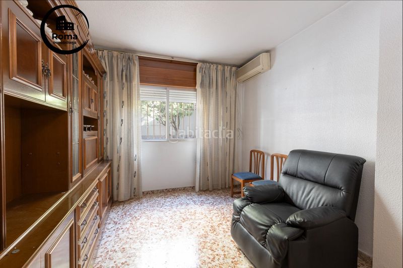 Foto a15d376e-4d14-4887-80fb-f0c96353e615. Casa adossada amb calefacció aparcament a Maracena