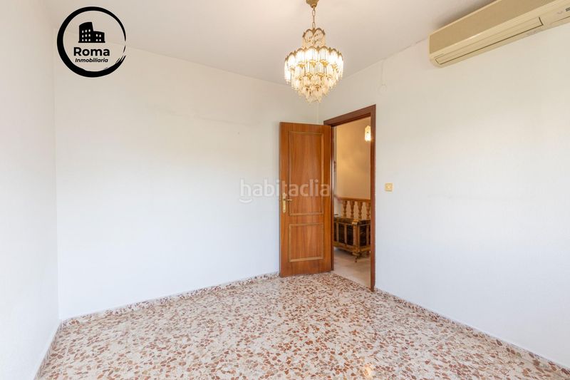 Foto b30fc674-9672-4f18-a814-3951bb7eafc5. Casa adossada amb calefacció aparcament a Maracena